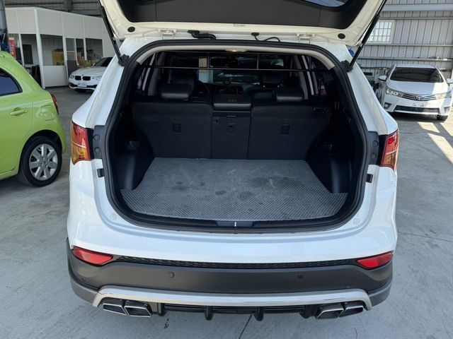 HYUNDAI現代 SANTA FE  第7張相片