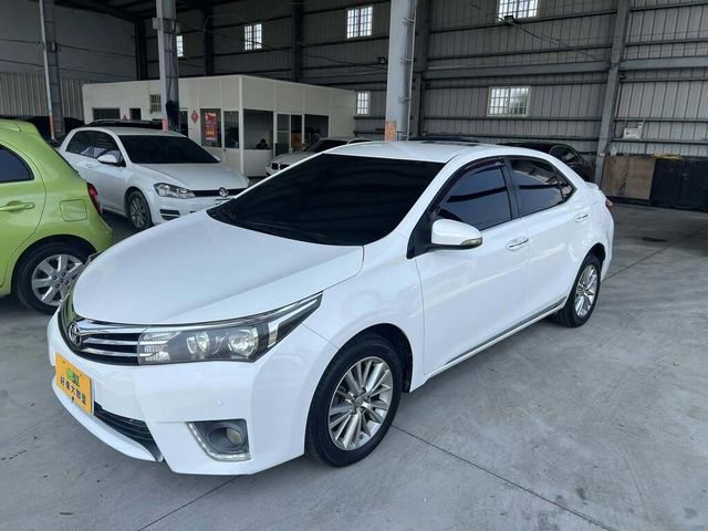 TOYOTA豐田 ALTIS  第1張相片