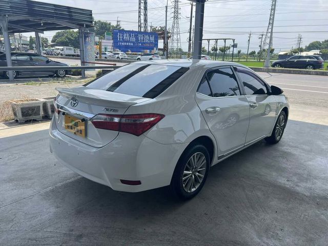 TOYOTA豐田 ALTIS  第3張相片