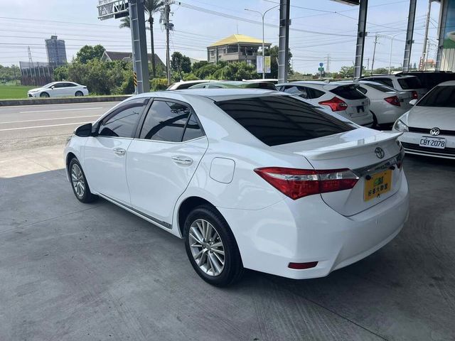 TOYOTA豐田 ALTIS  第4張相片