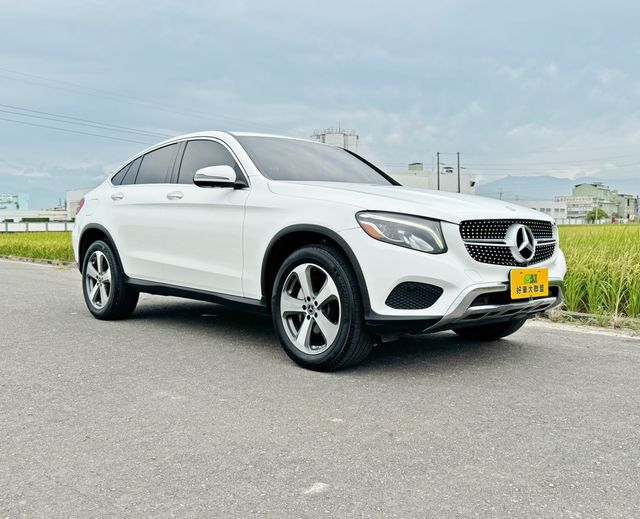 M-BENZ賓士 GLC300 AMG COUPE  第3張相片