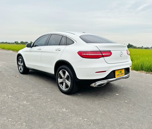 M-BENZ賓士 GLC300 AMG COUPE  第4張相片