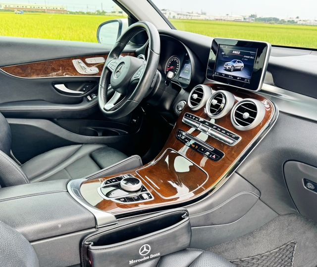 M-BENZ賓士 GLC300 AMG COUPE  第5張相片