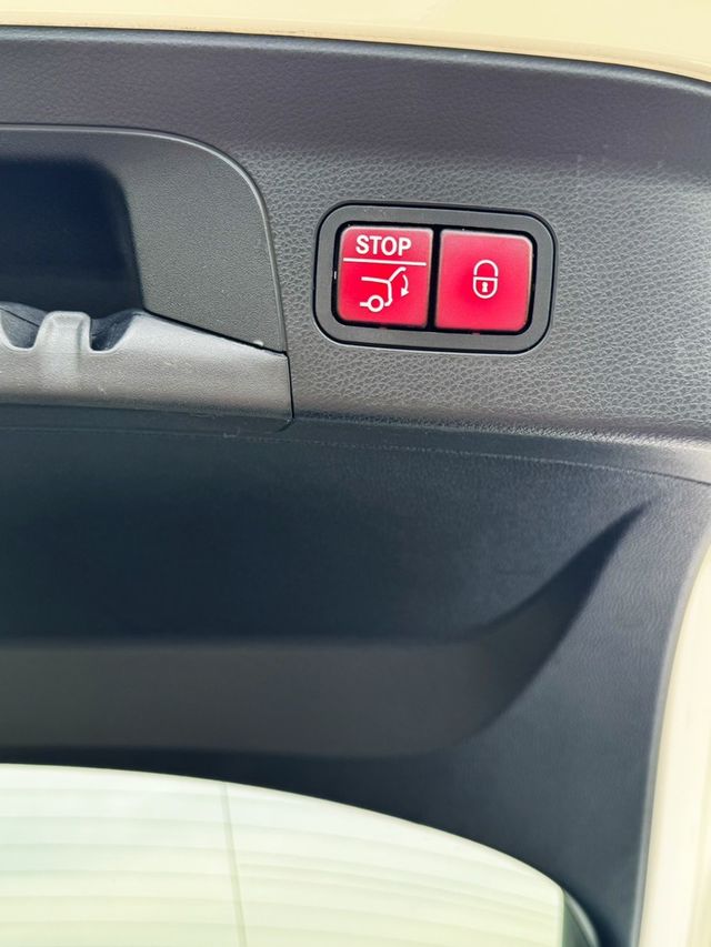 M-BENZ賓士 GLC300 AMG COUPE  第12張相片