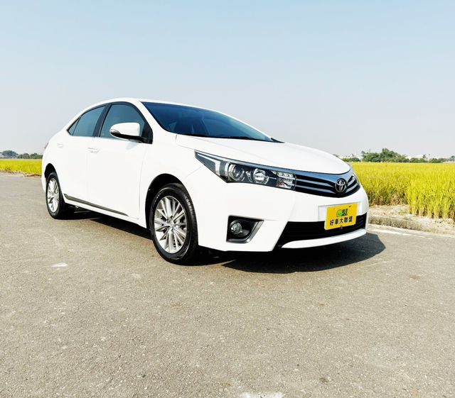 TOYOTA豐田 ALTIS  第1張相片