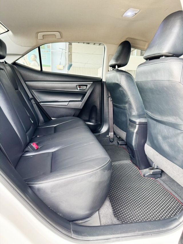 TOYOTA豐田 ALTIS  第7張相片