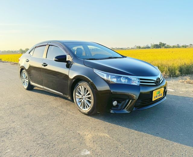 TOYOTA豐田 ALTIS  第3張相片