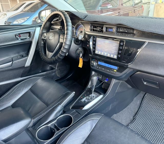 TOYOTA豐田 ALTIS  第6張相片