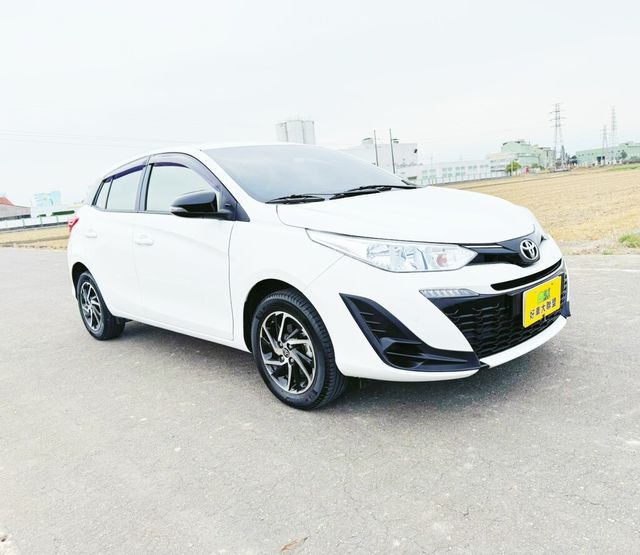 TOYOTA豐田 YARIS  第2張相片