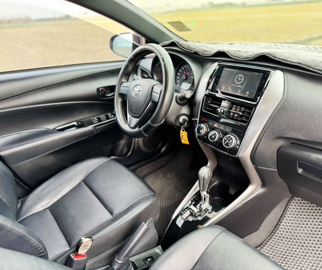 TOYOTA豐田 YARIS  第7張相片