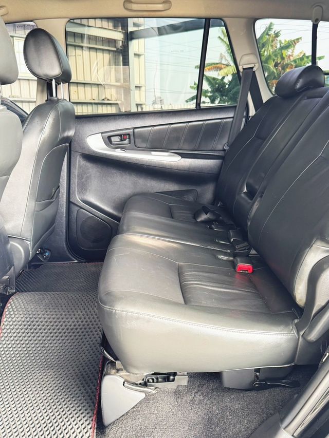 TOYOTA豐田 INNOVA  第9張相片
