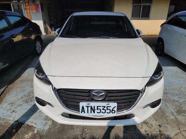 MAZDA馬自達 MAZDA 3  第1張相片