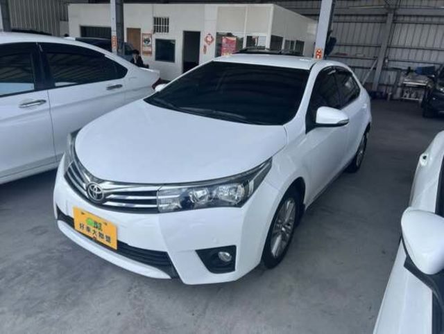 TOYOTA豐田 ALTIS  第1張相片
