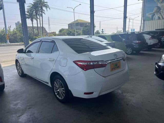 TOYOTA豐田 ALTIS  第5張相片