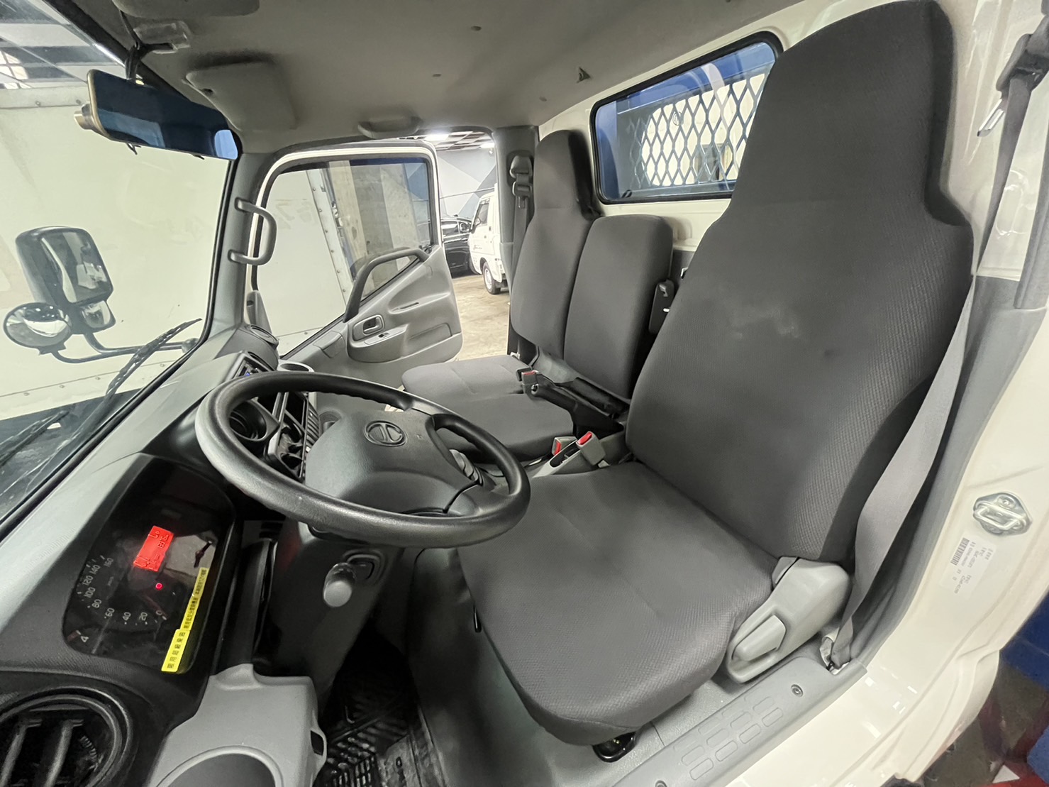 HINO 超低里程 2020年 只跑1萬 11.5尺特製鐵斗 新車大漲 省大錢 賺大錢  第2張相片