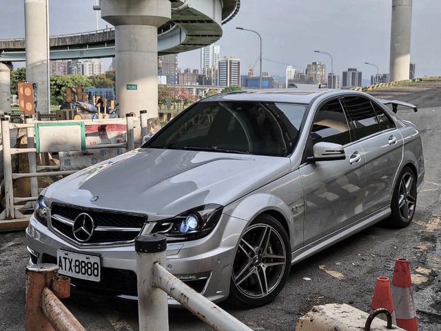 Benz 賓士c63 Amg 中古車的價格 Findcar 找車網