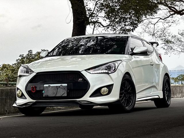 HYUNDAI現代 VELOSTER  第1張相片