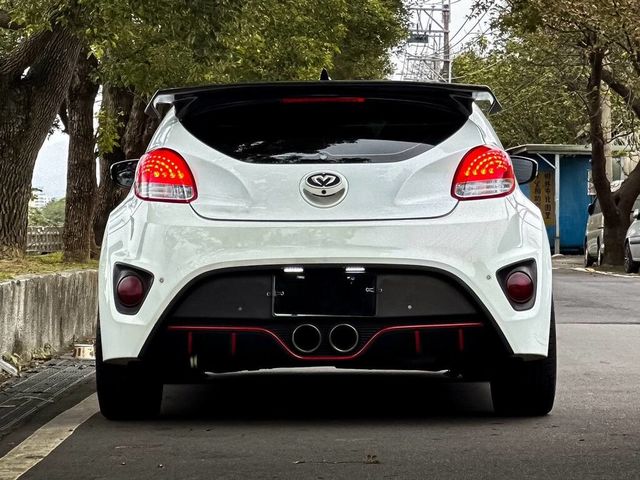 HYUNDAI現代 VELOSTER  第4張相片