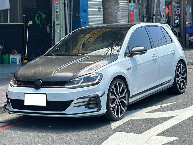 VOLKSWAGEN福斯 GOLF GTI  第6張相片