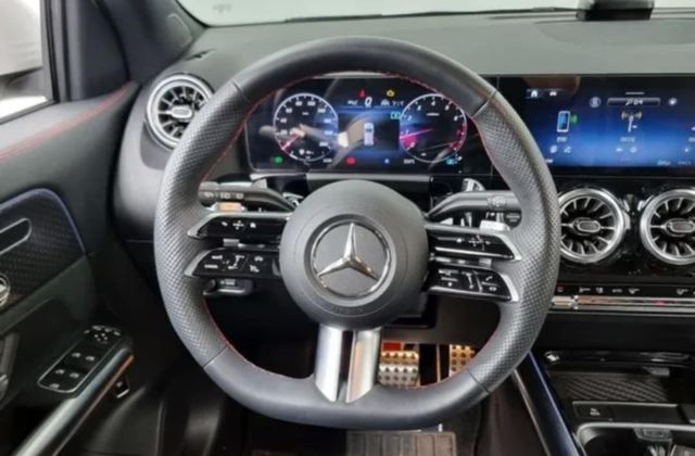 M-BENZ賓士 GLA250  第4張相片