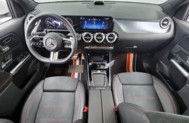 M-BENZ賓士 GLA250  第5張相片