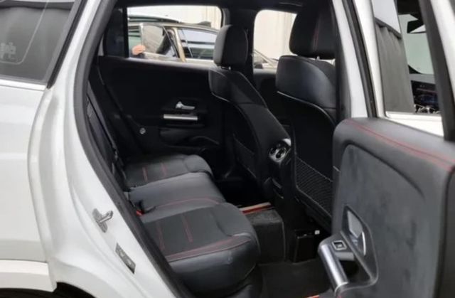 M-BENZ賓士 GLA250  第7張相片