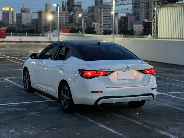 NISSAN日產 SENTRA  第2張相片