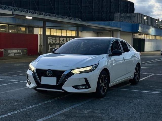 NISSAN日產 SENTRA  第4張相片