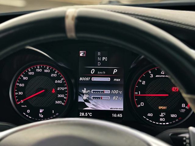 M-BENZ賓士 C63 AMG  第9張相片