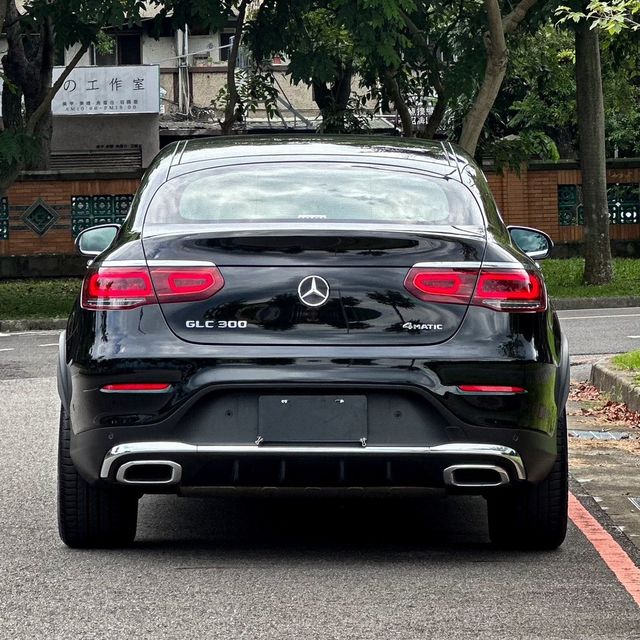 M-BENZ賓士 GLC300 AMG COUPE  第4張相片