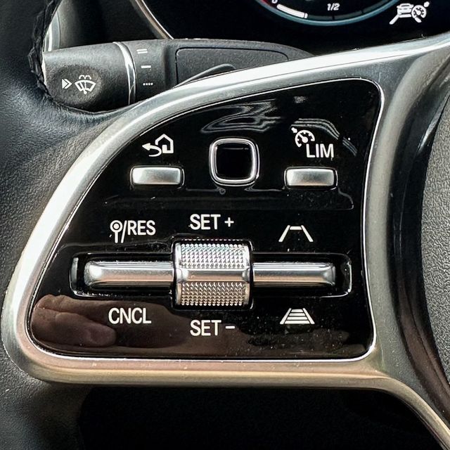 M-BENZ賓士 GLC300 AMG COUPE  第10張相片