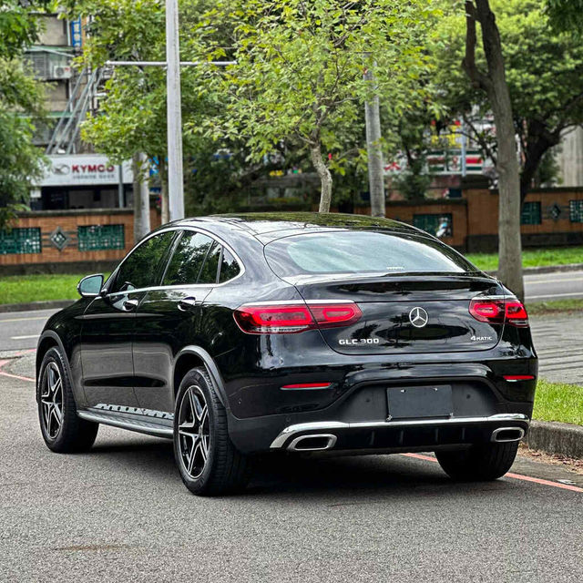 M-BENZ賓士 GLC300 AMG COUPE  第2張相片