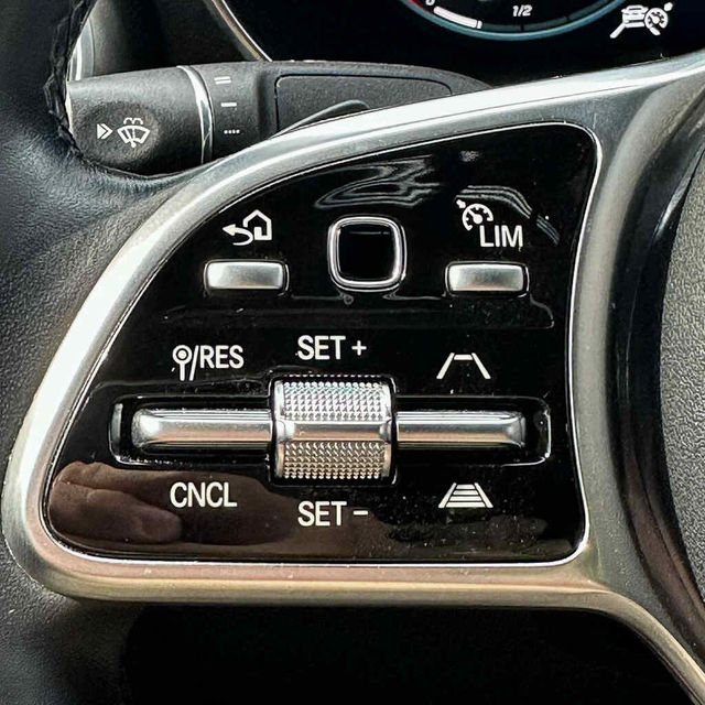 M-BENZ賓士 GLC300 AMG COUPE  第10張相片