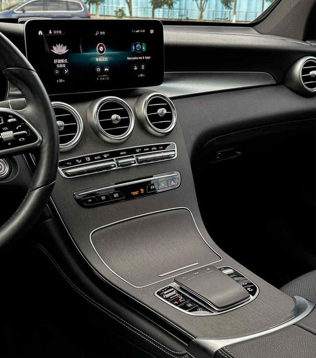 M-BENZ賓士 GLC300 AMG COUPE  第12張相片