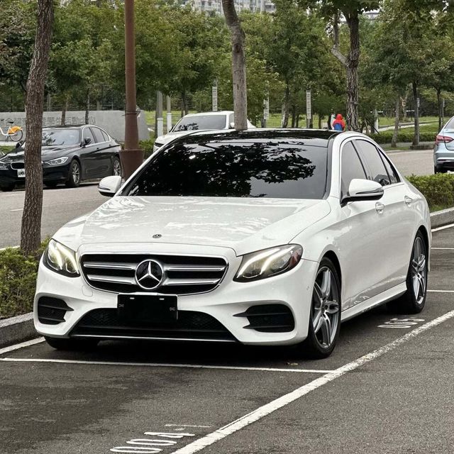 M-BENZ賓士 E300  第1張相片