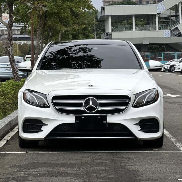 M-BENZ賓士 E300  第3張相片