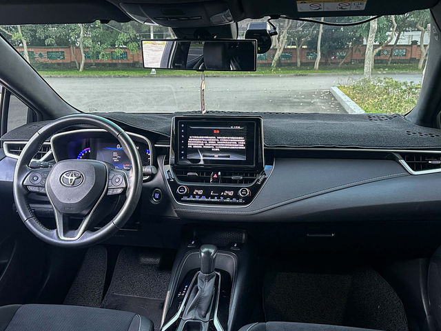 TOYOTA豐田 COROLLA SPORT  第5張相片