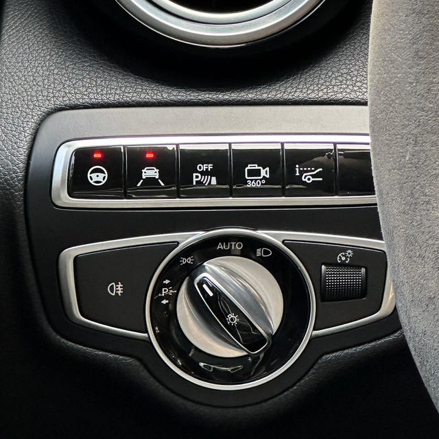 M-BENZ賓士 C63 S AMG  第8張相片