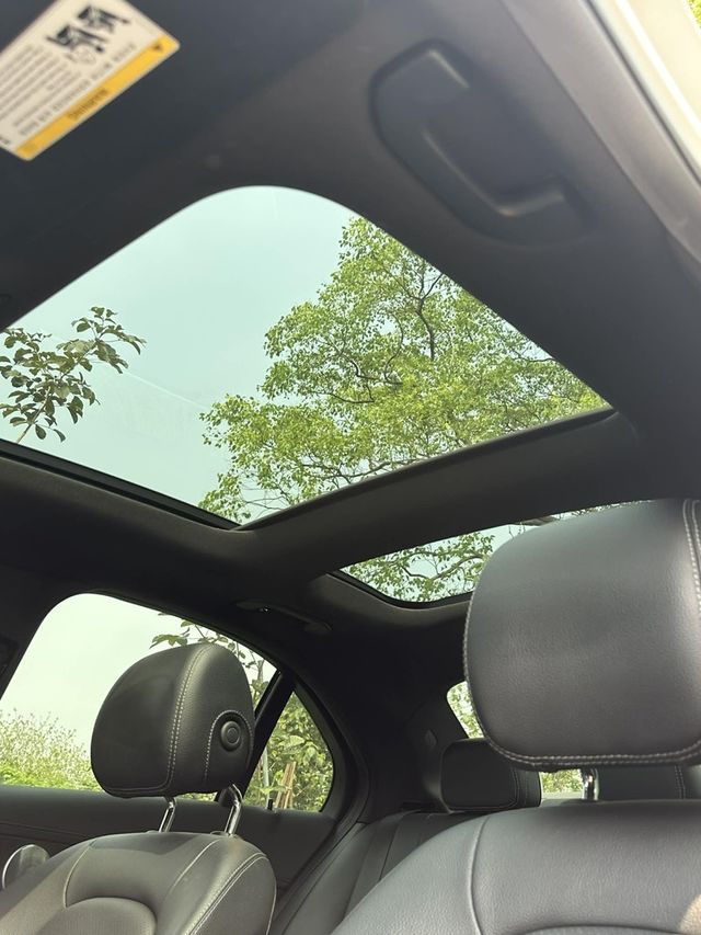 M-BENZ賓士 C300  第9張相片