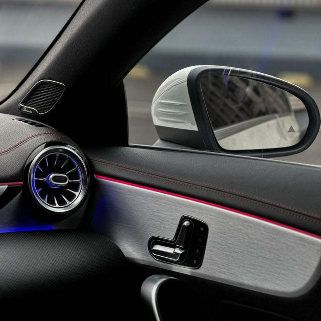 M-BENZ賓士 CLA250  第7張相片