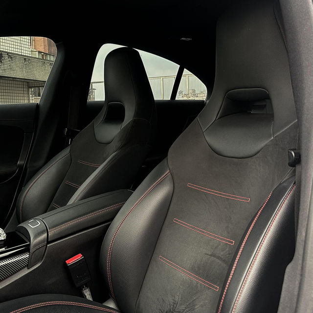 M-BENZ賓士 CLA250  第13張相片