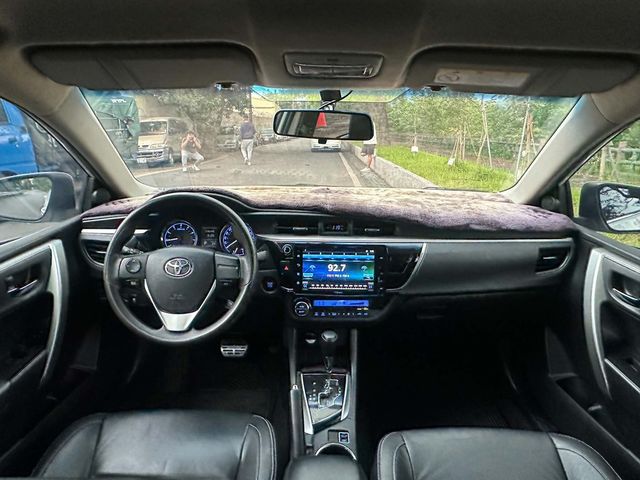 TOYOTA豐田 ALTIS  第5張相片