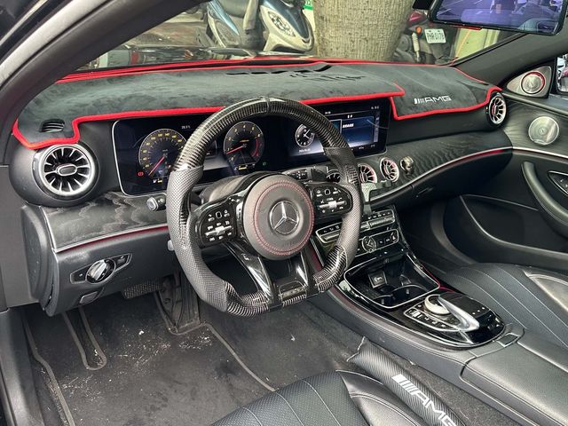 M-BENZ賓士 E300  第3張相片