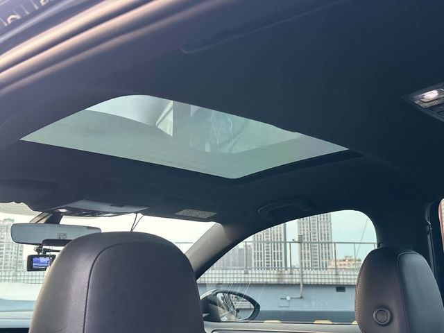 VOLKSWAGEN福斯 GOLF GTI  第10張相片