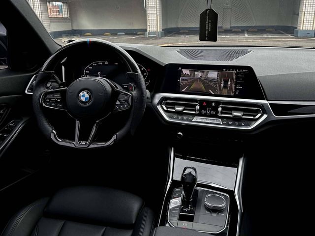 BMW寶馬 320I M SPORT  第5張相片