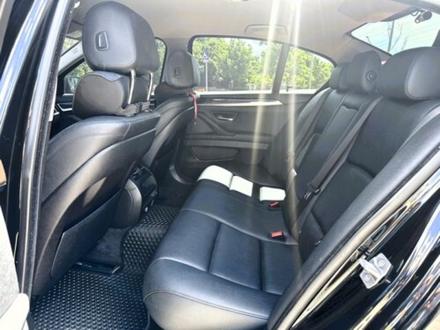 BMW寶馬 520I  第8張相片