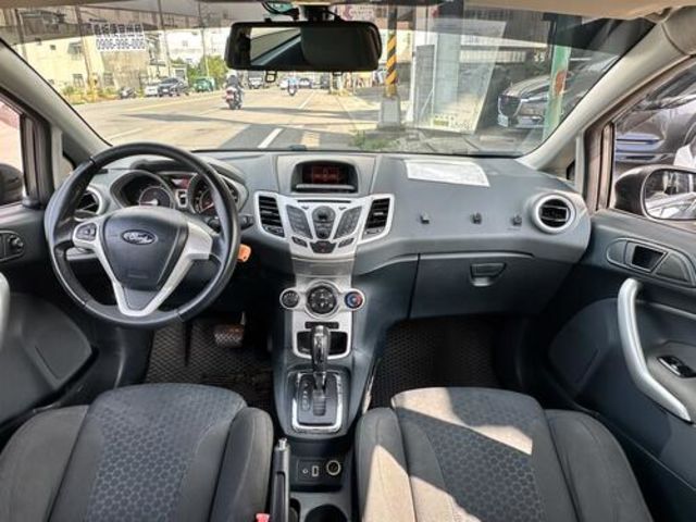 FORD福特 FIESTA  第9張相片