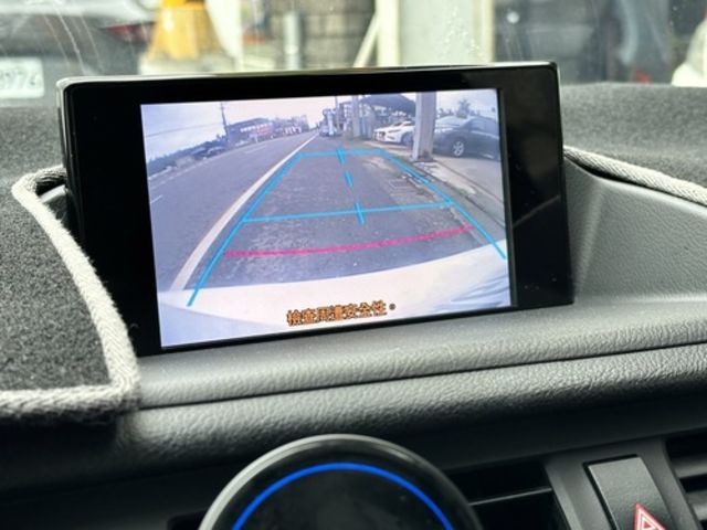 LEXUS凌志 CT200H  第10張相片