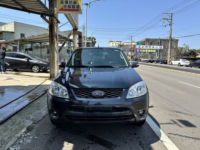 FORD福特 ESCAPE  第2張相片