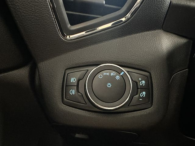 FORD福特 KUGA  第10張相片